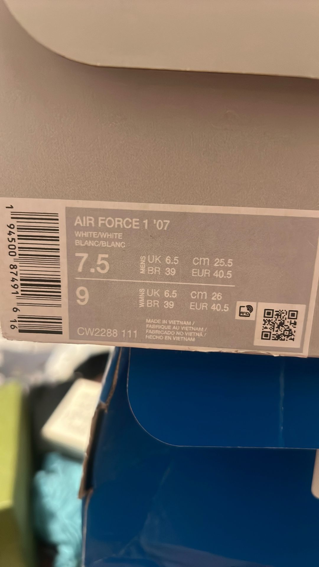 Nike Air Force 1