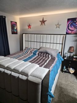 King size bed