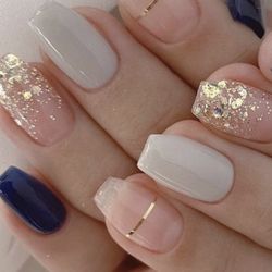 Nails 