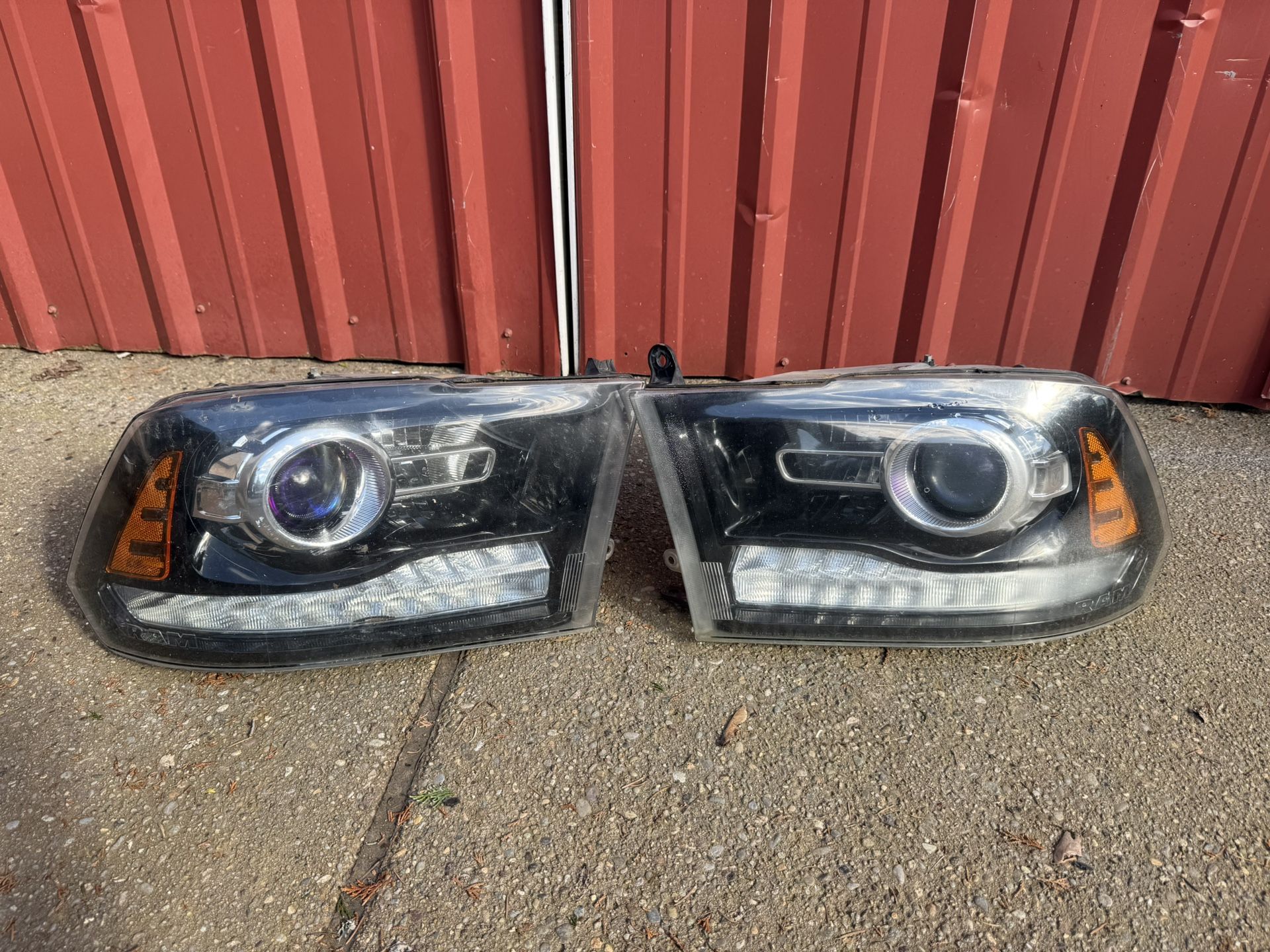 Dodger Ram Halogen OEM Headlights