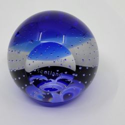 Vintage Caithness Scotland Blue Etched Dolphins Blown Glass Paperweight. 
Pre-owned, very good shape, no chips or cracks, display item. Weight 1lb 
5o