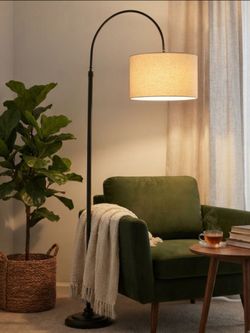 Black arched floor lamp. Like new!