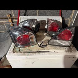 2002 Lexus RX300 tail lights inner and outer