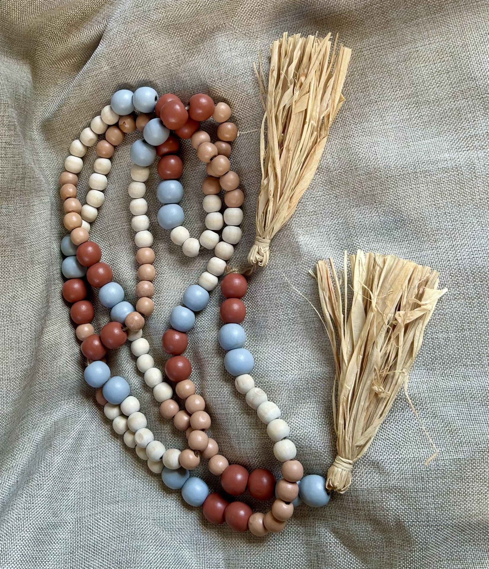 🍂 Wood & Raffia Garland – 87” – Thanksgiving / Everyday Décor – $5 Each (Hollywood, FL)