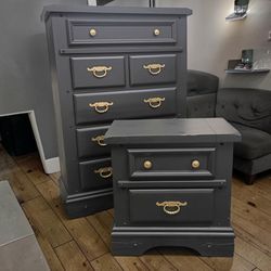Dresser and nightstand black