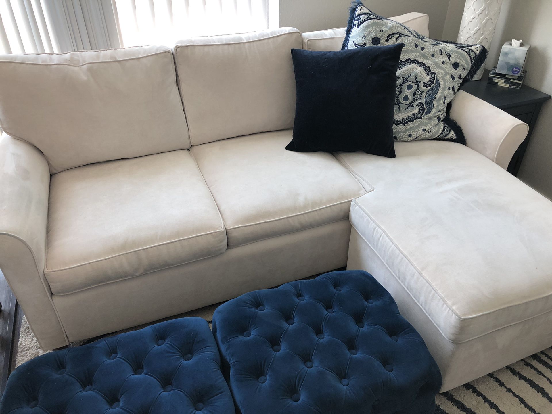 Beige sectional with queen pull out