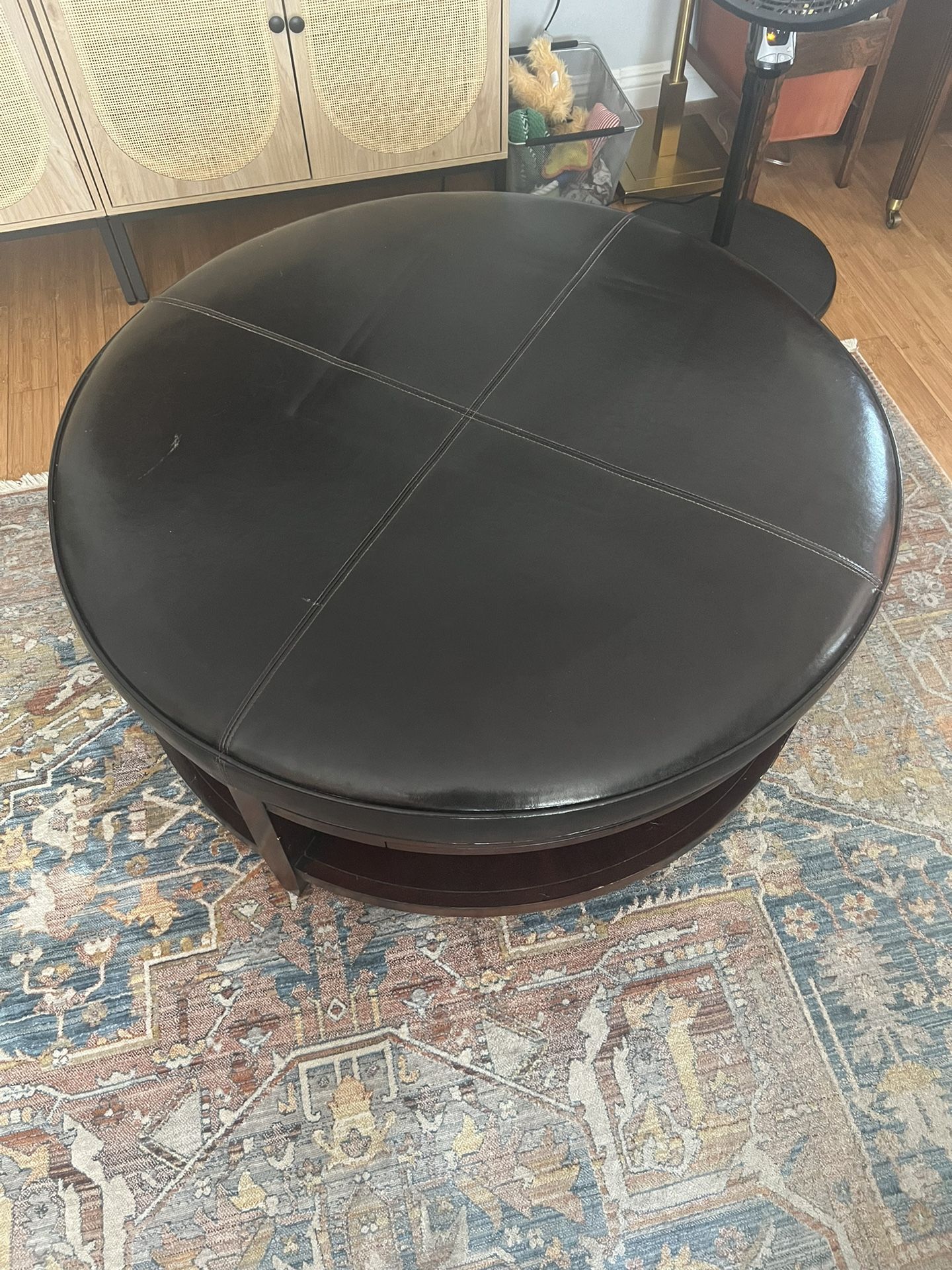 Round Coffee Table With Soft Top