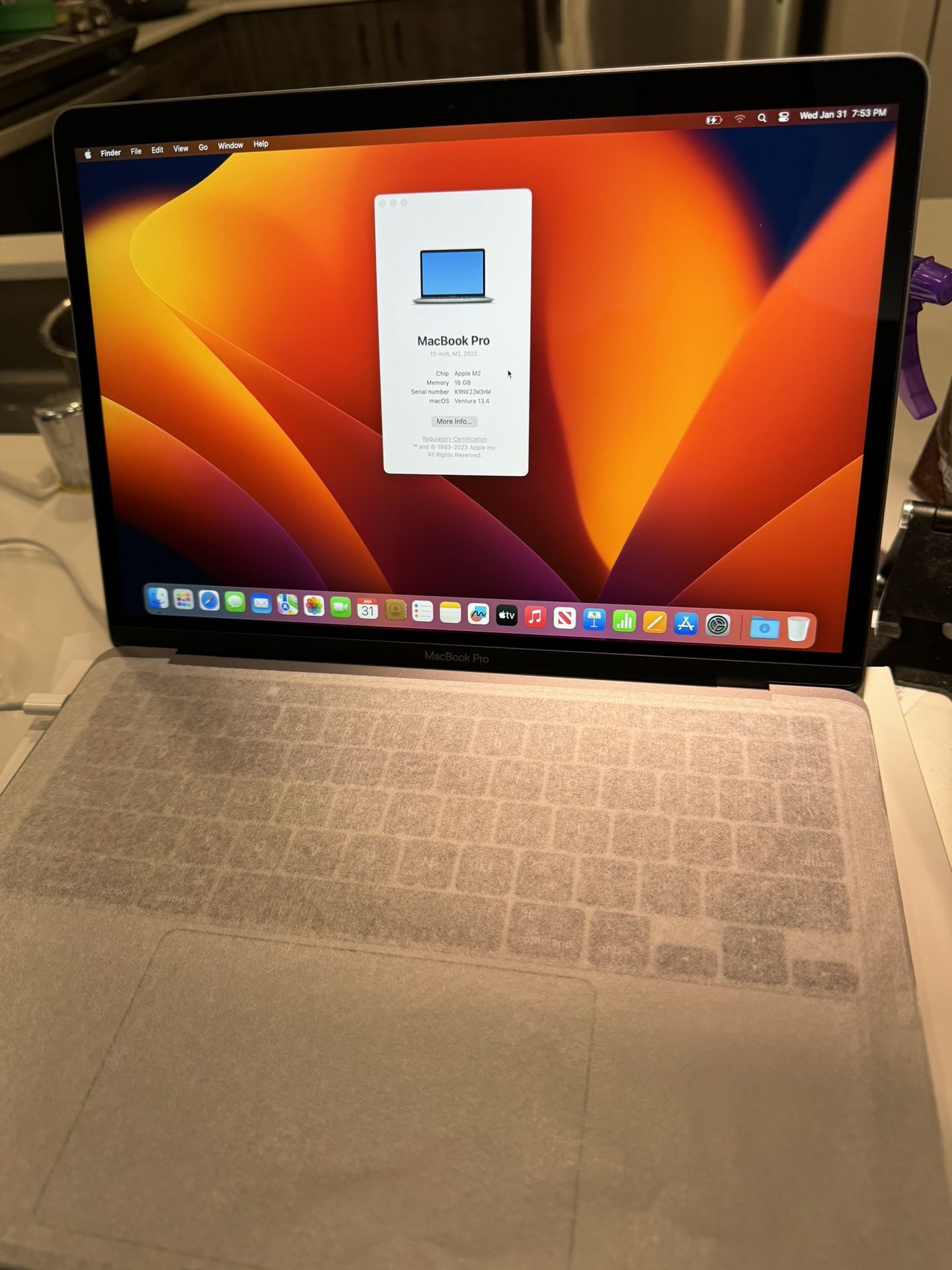 Brand new m2 macbook pro 13inch 16+512