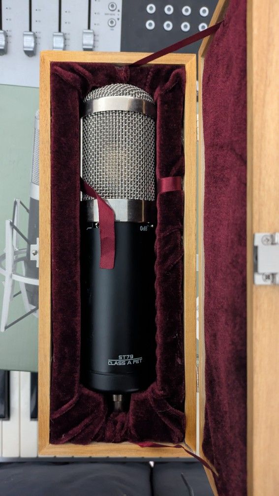 *RARE* Sterling Audio ST79 ST 79 Multi Pattern Studio Condenser Microphone