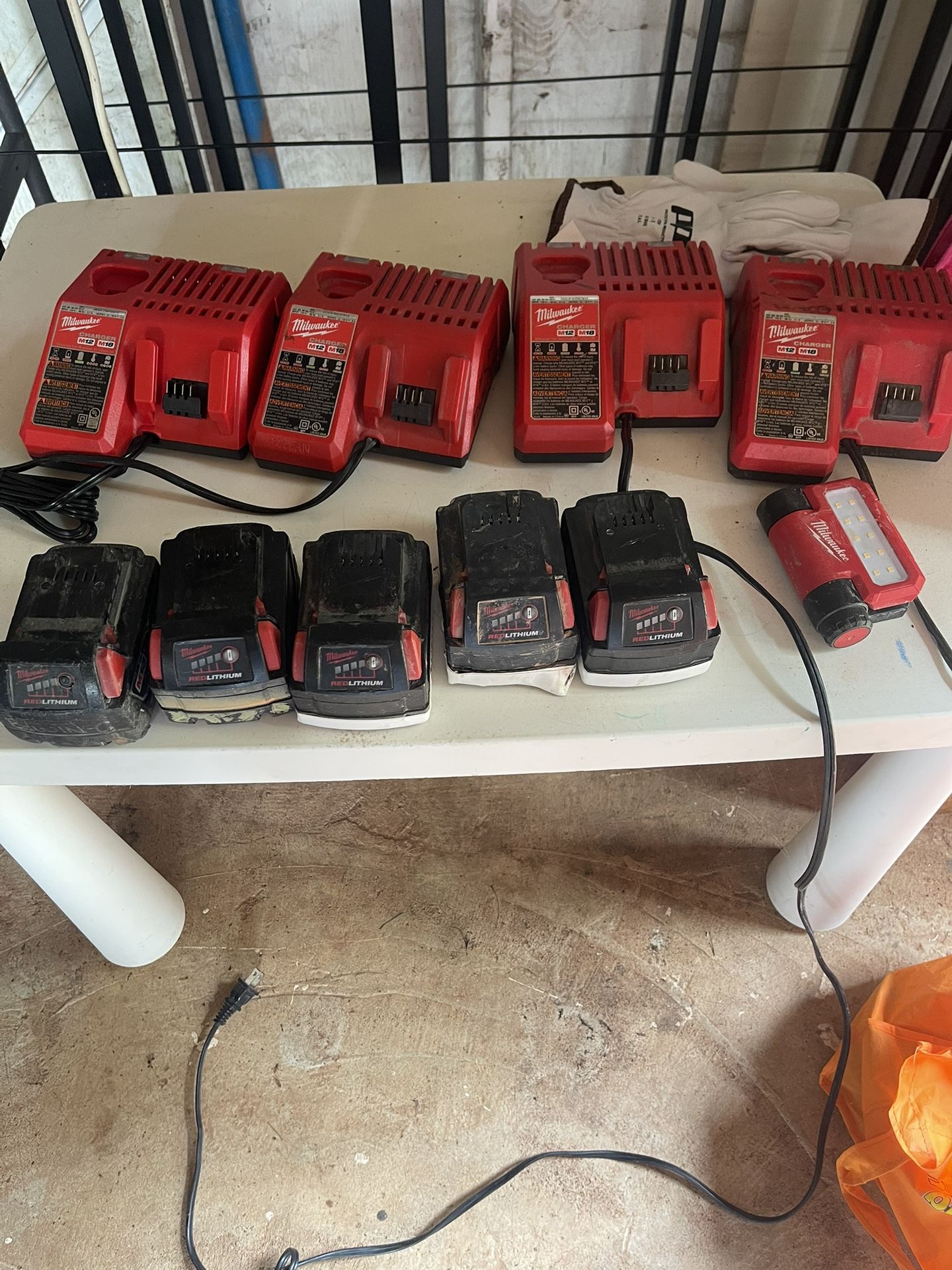 Baterías Y Cargadores 