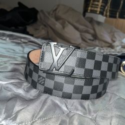 how much is a louis vuitton belt worth