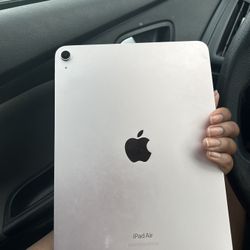 iPad Air 5th Gen With Apple Pencil 2nd Gen 