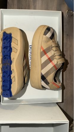 Burberry shoes kids 7c-6c