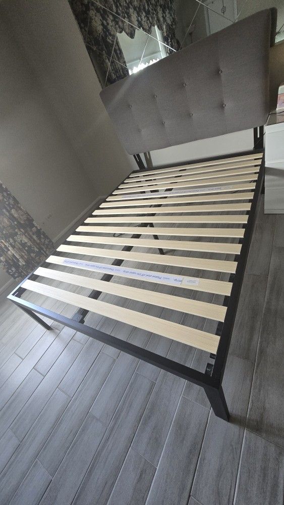 Very Firm Queen Bed Frame & Adjustable Headboard & Slats