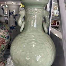 Antique Chinese Vase