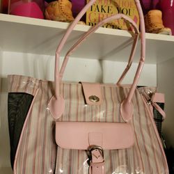 Ultimate Pet Carrier - Your Fur Baby Needs This In Her Life