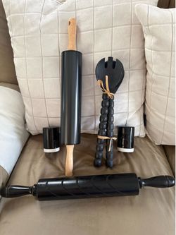 Black Kitchen Utensil Set