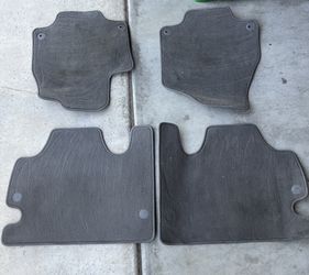 Chrysler Pacifica Floor Mats