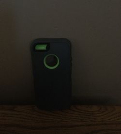 I phone 5-5s otter box