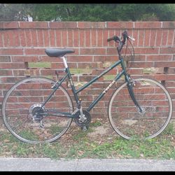 Multi-Track Trek 730 bicycle