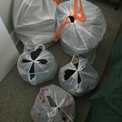 2 Bags Of Shoes And 3 Bags Of Clothes 
