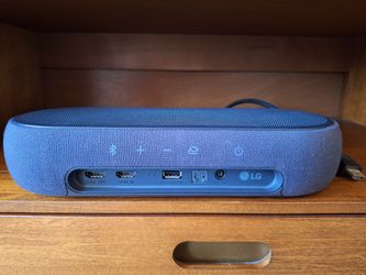 LG Eclair QP5 3.1.2ch Dolby Atmos® Compact Sound Bar with Subwoofer, Black
