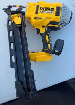 DEWALT 20V Max 21 round head, nail  Framing Nailer