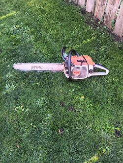 stihl chain saw with 20" bar model 028AV super wood Boss in case runs great