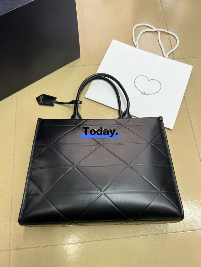 Triangular Diamond Tote Bag