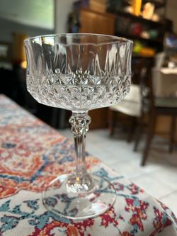 8 cocktail/champagne/dessert glasses