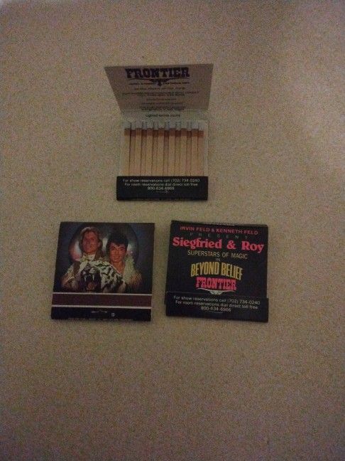 Vintage  Siegfried & Roy Matchbooks