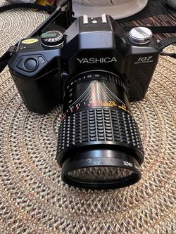 Yashica 107 MultiProgram Camera