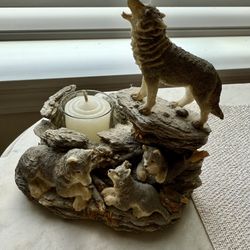 Westland Wolf Collector’s Gift
