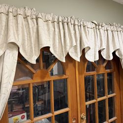 Curtains and valances (last day Sunday)