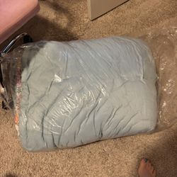 Queen/king Comforter With 3 Matching Pillow