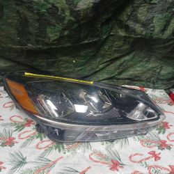 2020-21 Ford Escape Right Headlight Regular 