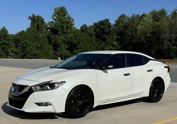 2017 Nissan Maxima
