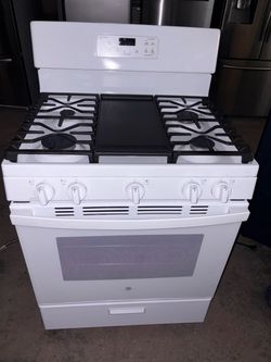 GE Gas Stove