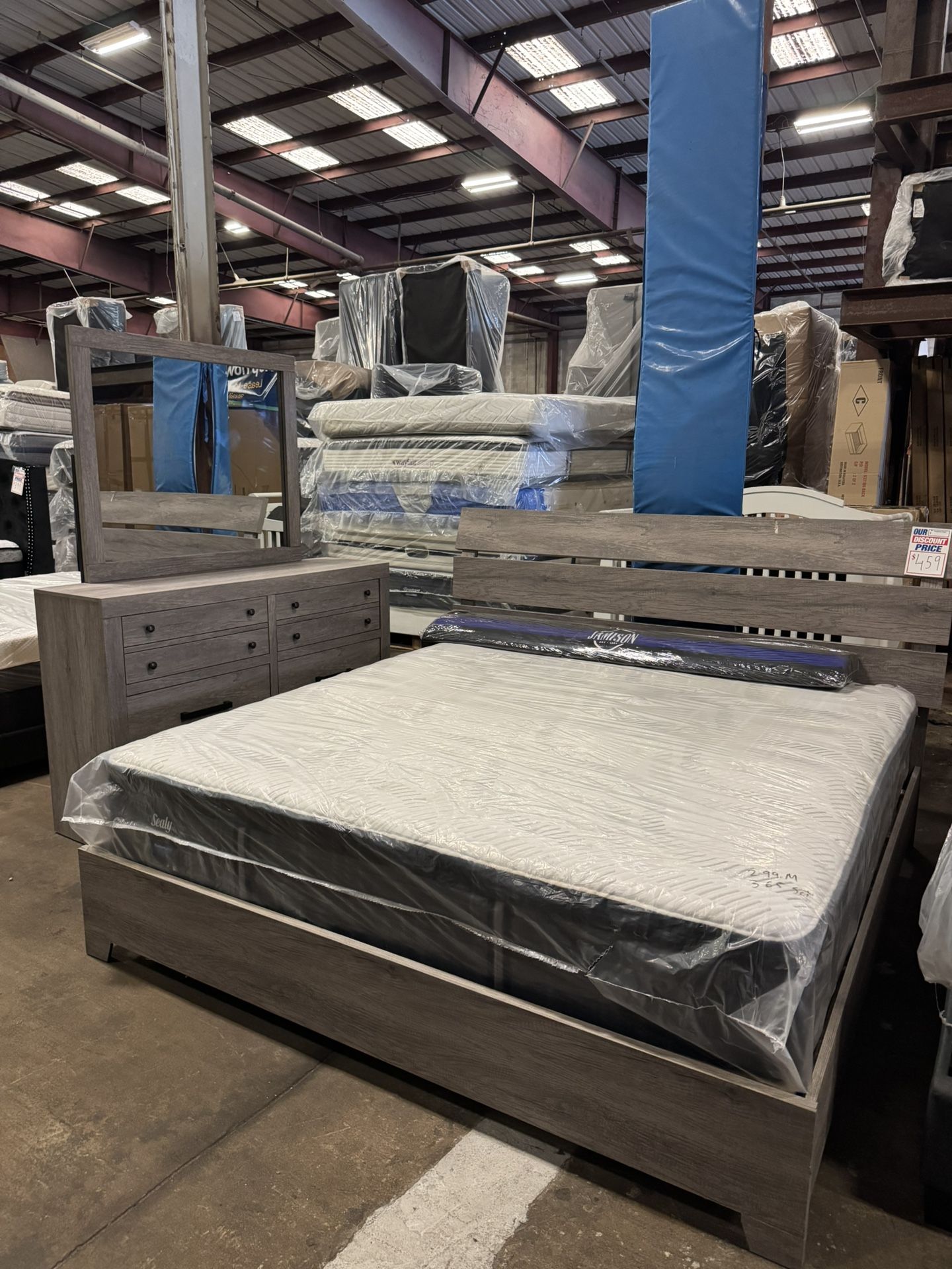 King Size Bedframe Dresser & Mirror. 🚚WE DELIVER🚚