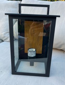 Outdoor Wall Lantern