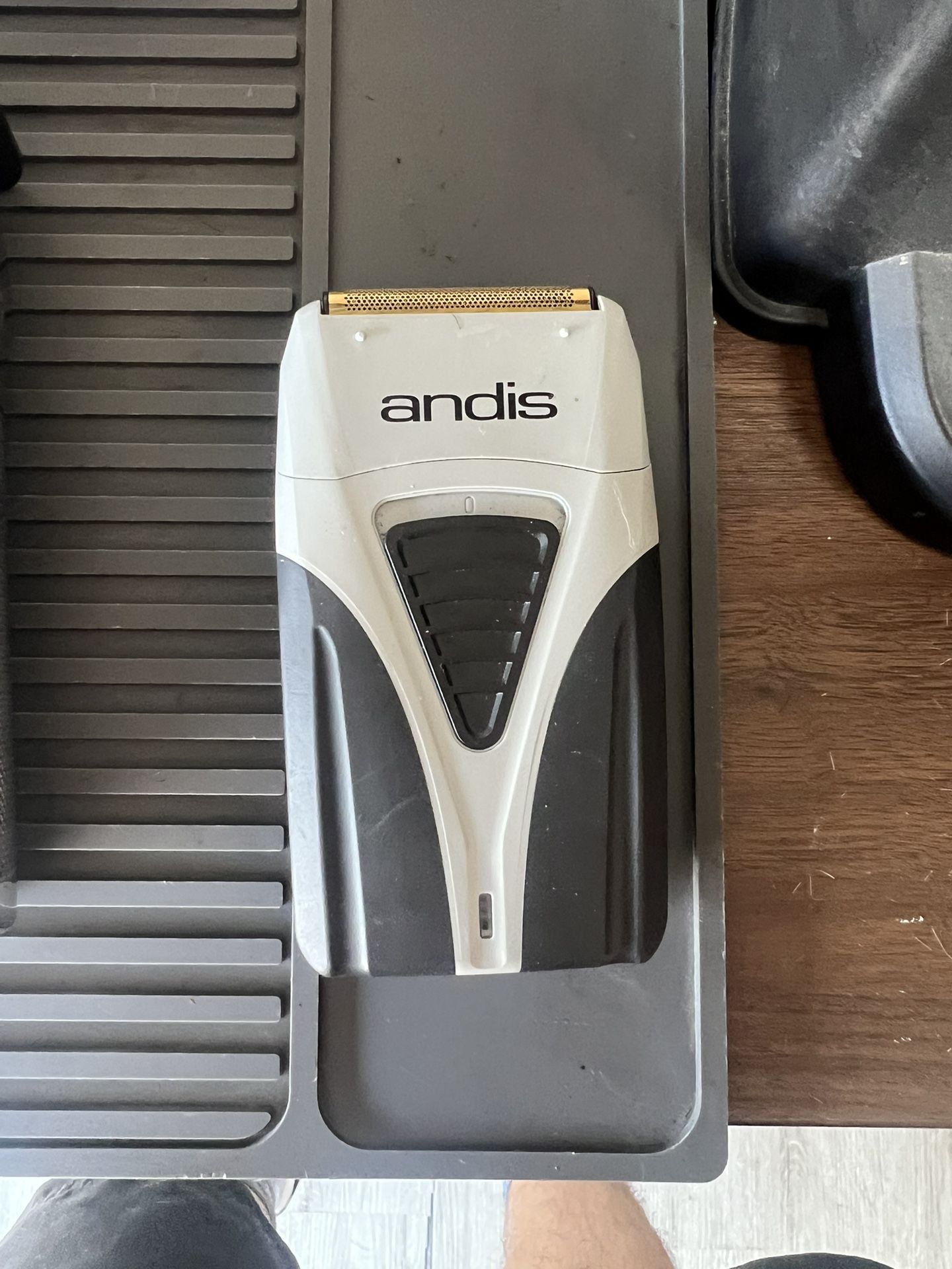 andis shaver