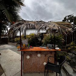 TIKI BAR