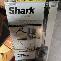 Shark navigator vacuum