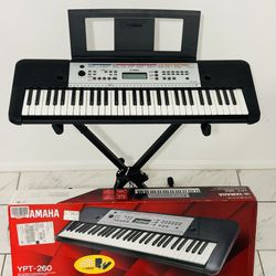 61-Keys Yamaha YPT260 Electric Keyboard + Stand + Power Cord 