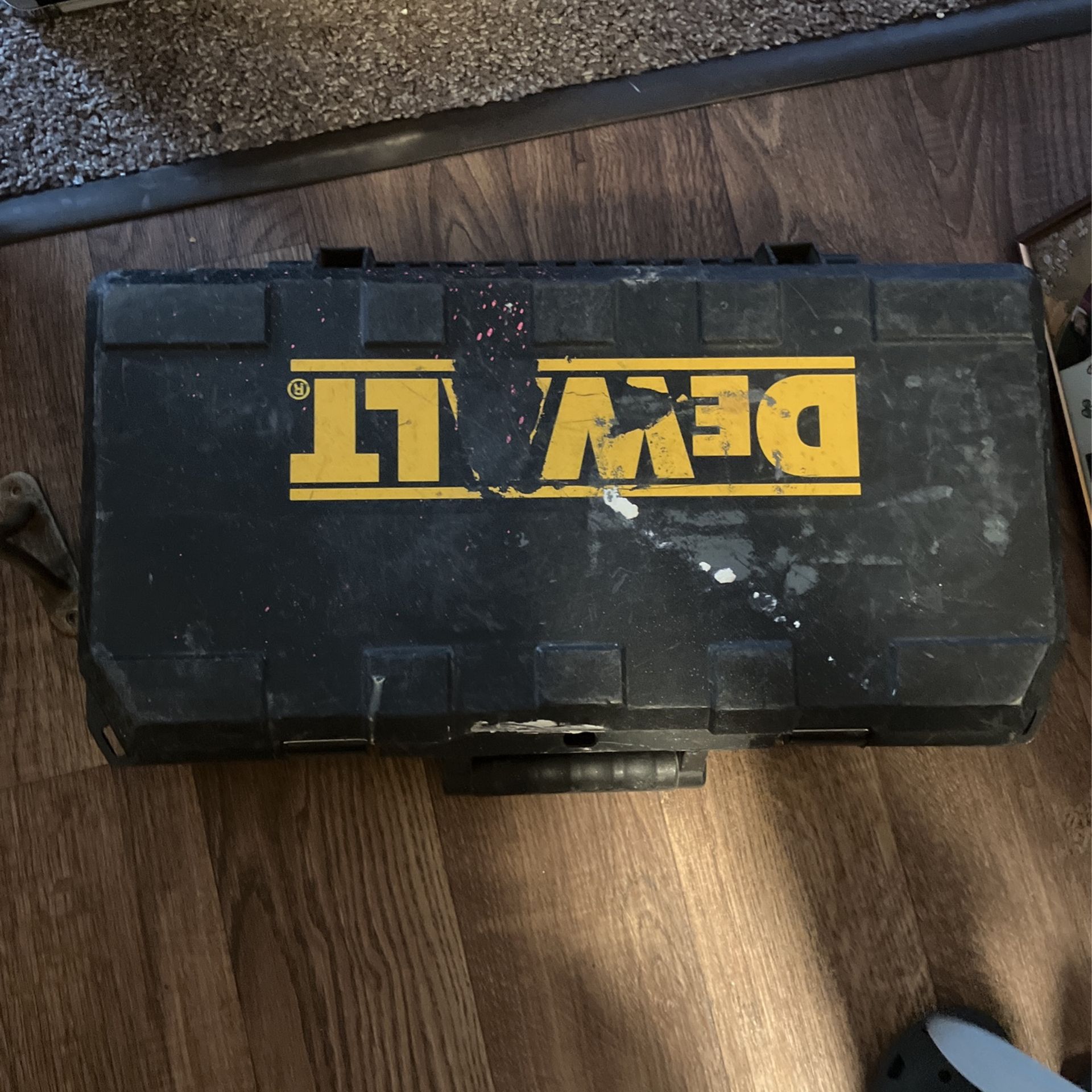 Dewalt Sawsall 10Amp