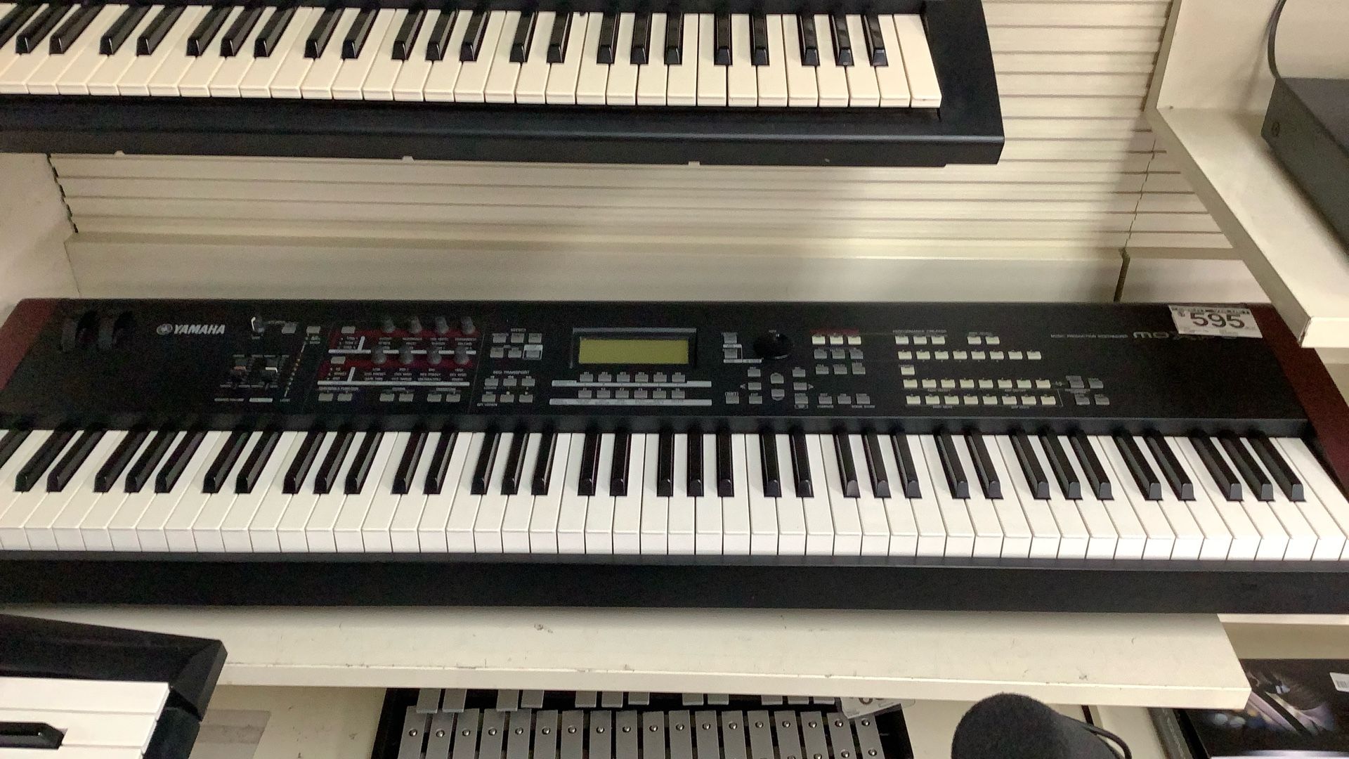 Yamaha Moxf8 Keyboard