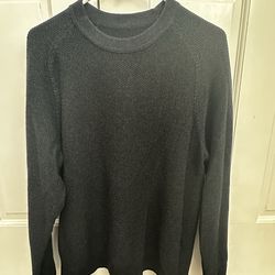 Lululemon men’s grey crew neck sweater