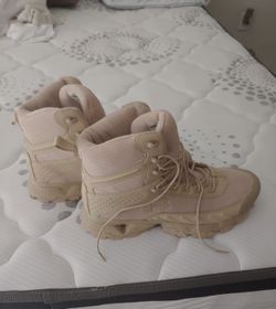 Under armor hot sale tan boots