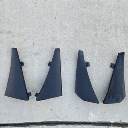 20 - 25 CHEVROLET CORVETTE SELLING OEM FRONT AND REAR SPALH GUARD 