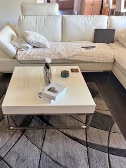 Coffee Table with Drawer